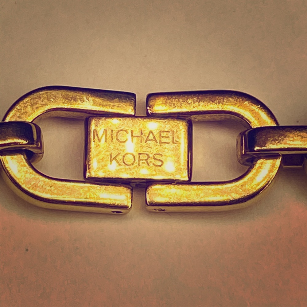 Michael Kohrs chunky Gold 36 inch necklace